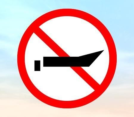 Что обозначает изображенный на иллюстрации береговой навигационный информационный знак?